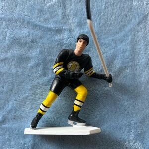 1994 RAY BOURQUE STARTING LINEUP ACTION FIGURE BOSTON BRUINS
